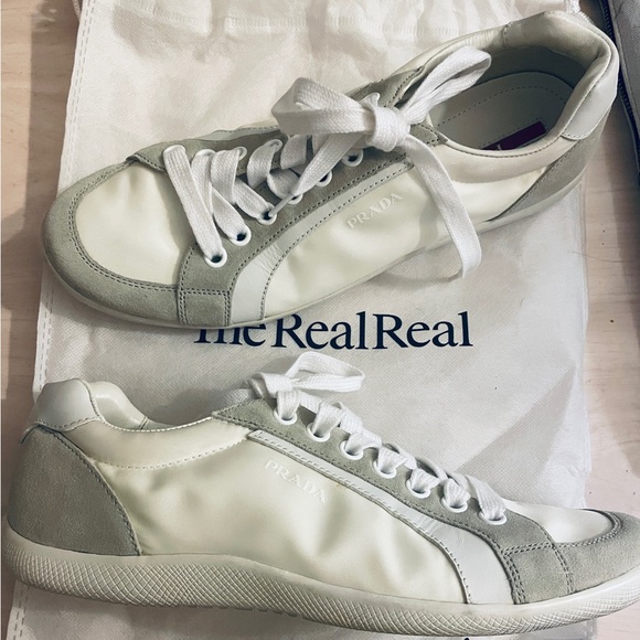 PRADA Colorblock Pattern  Low Top Sneakers Size: 8  white VERY good condition - Picture 7 of 7